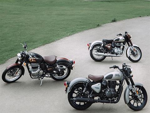 2023 Royal Enfield Classic 350 in Moline, Illinois - Photo 3
