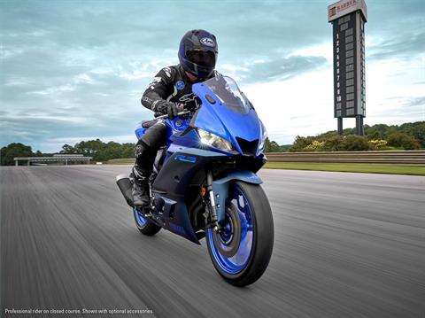 2023 Yamaha YZF-R3 ABS in Moline, Illinois - Photo 4