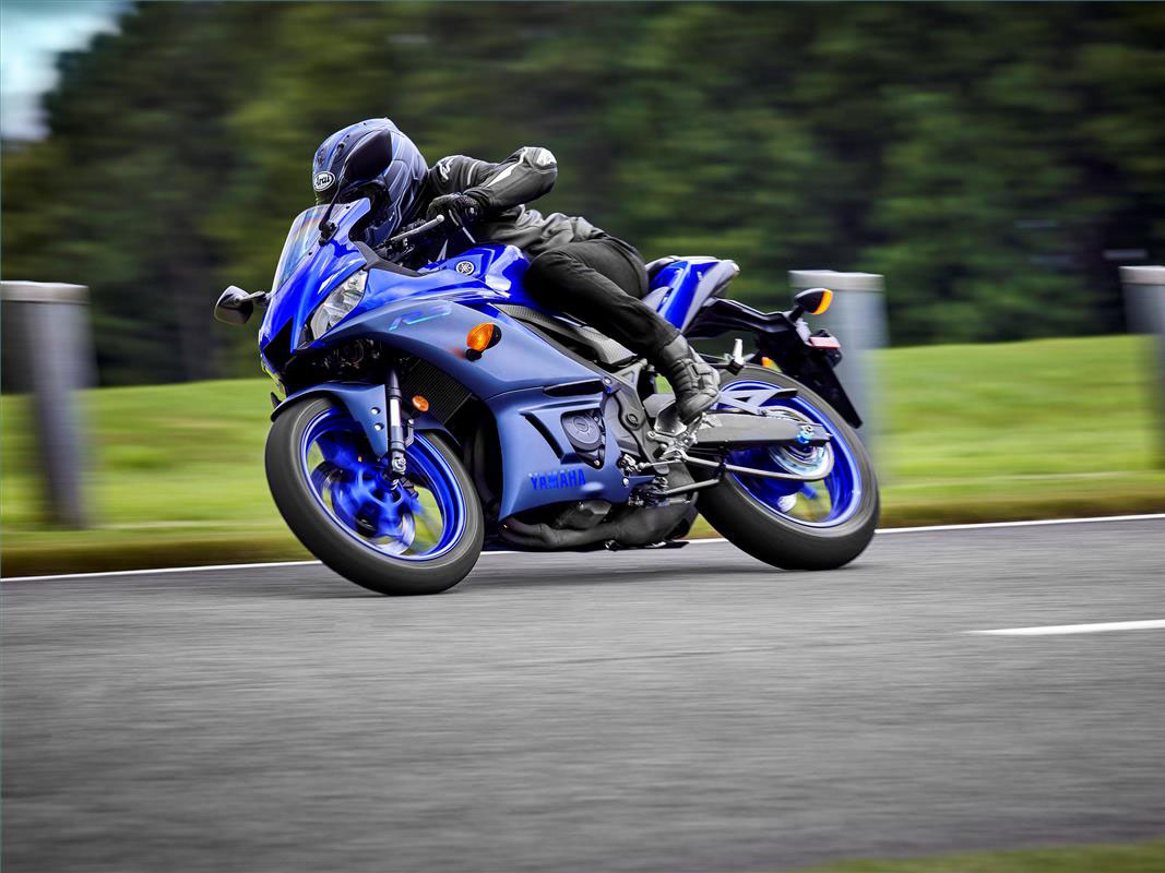 2023 Yamaha YZF-R3 ABS in Moline, Illinois - Photo 10
