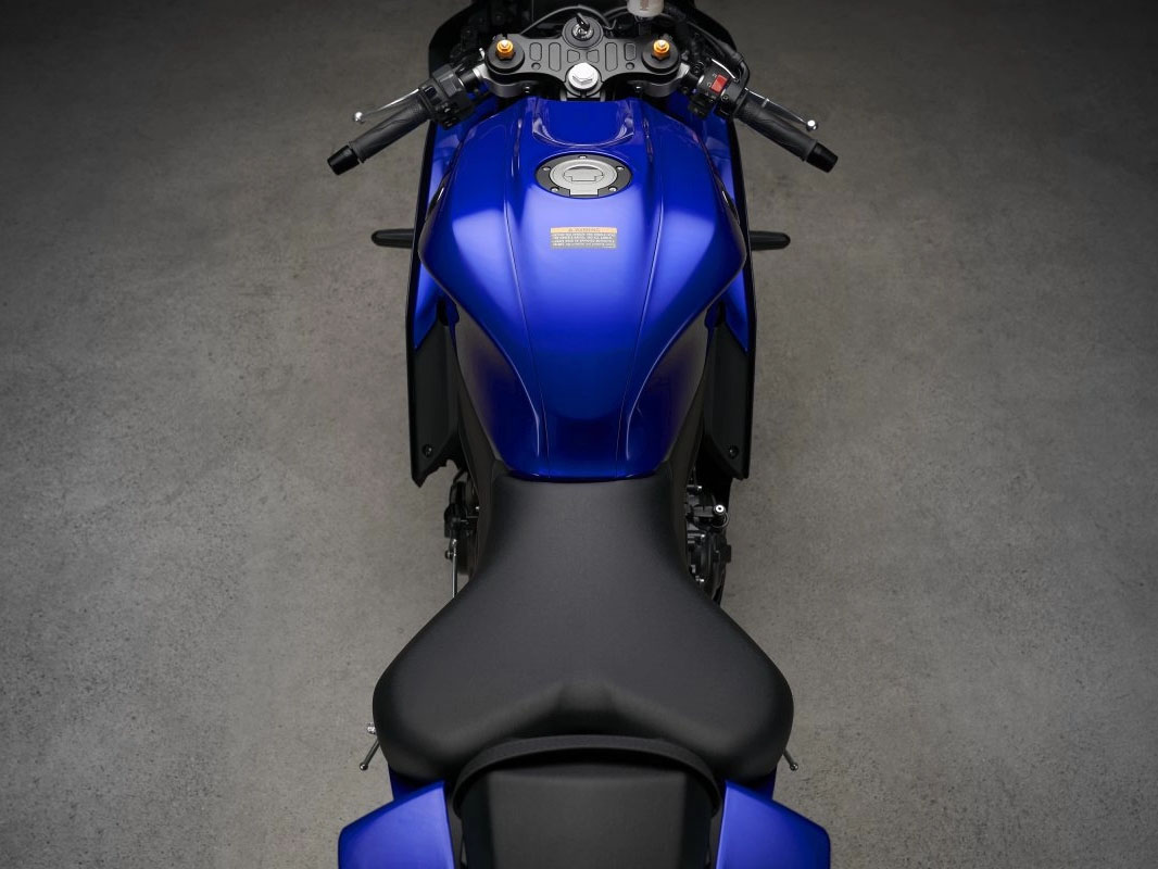 2024 Yamaha YZF-R7 in Moline, Illinois - Photo 9