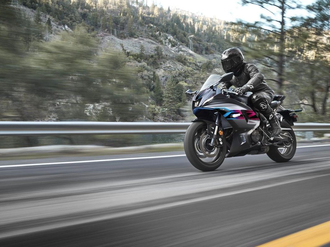 2024 Yamaha YZF-R7 in Moline, Illinois - Photo 17